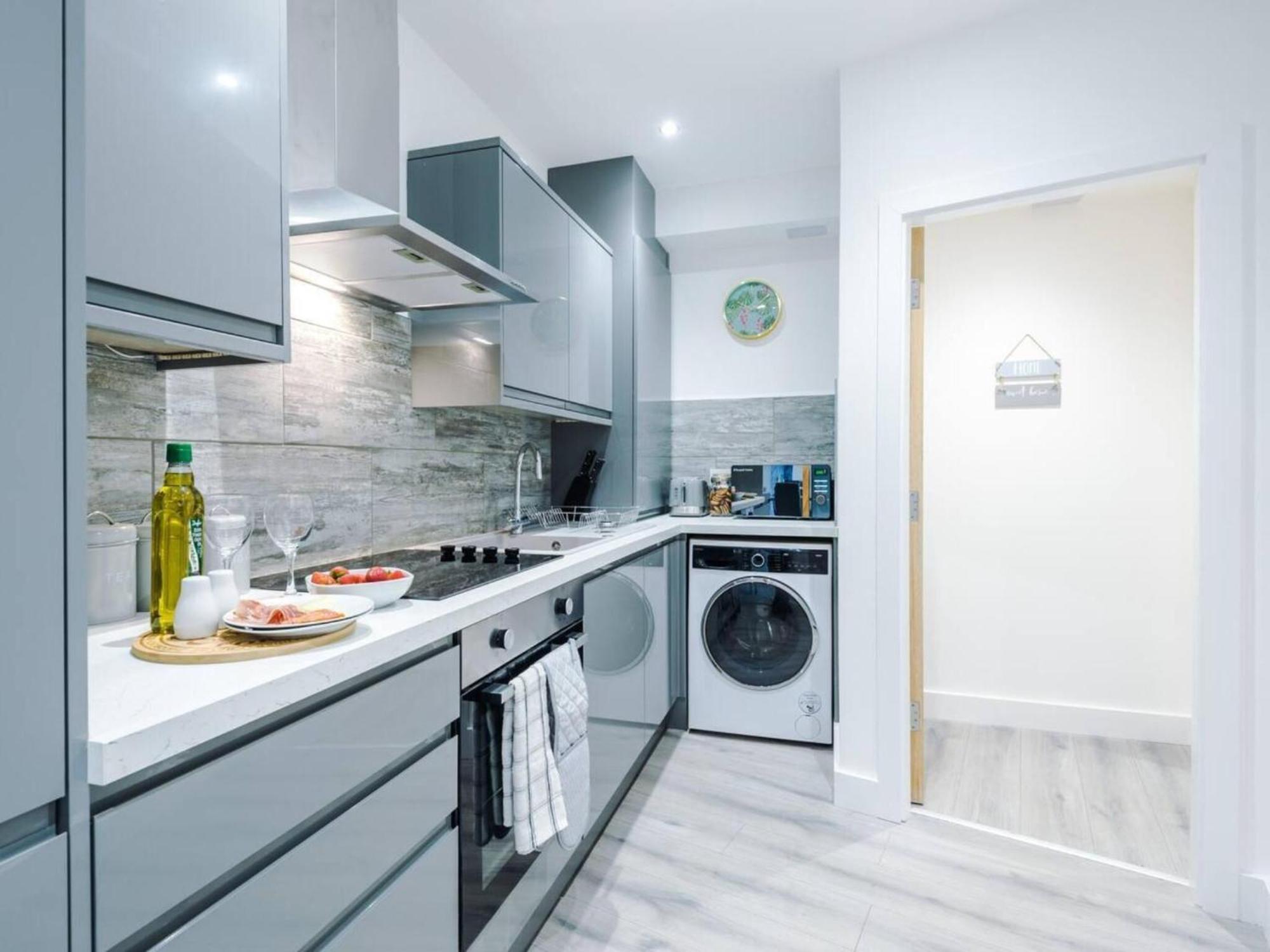 The Ecclesian Deluxe Apartments Near Trafford Centre Eccles Train Station 맨체스터 외부 사진